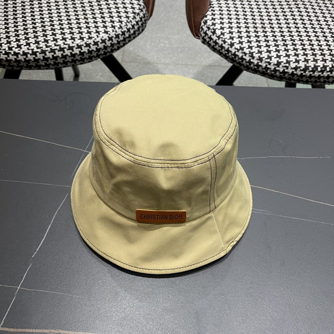 【DIOR迪奥】2025春夏新款简约渔夫帽，🔆百搭日常款～出街必备