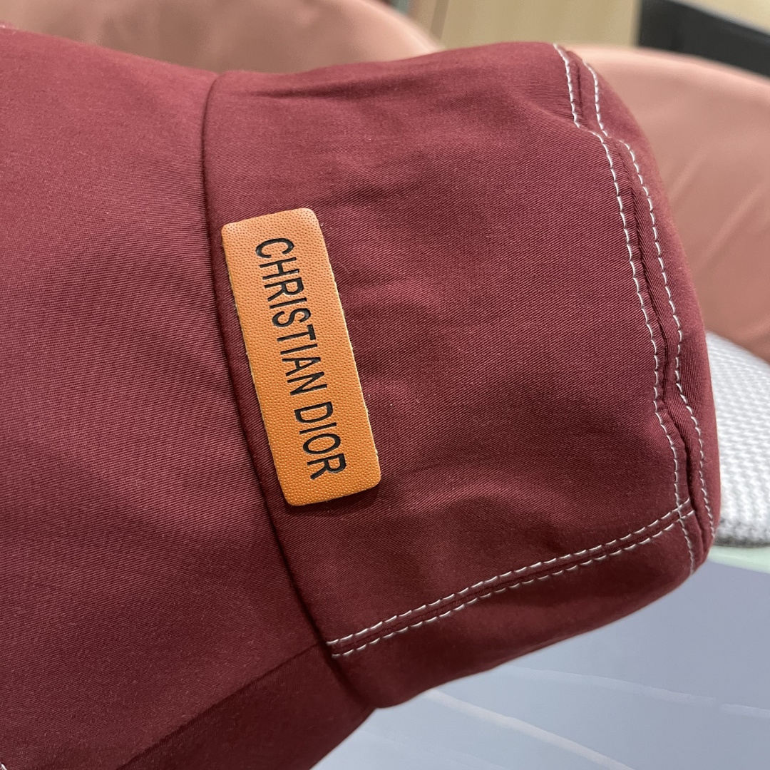 【DIOR迪奥】2025春夏新款简约渔夫帽，🔆百搭日常款～出街必备