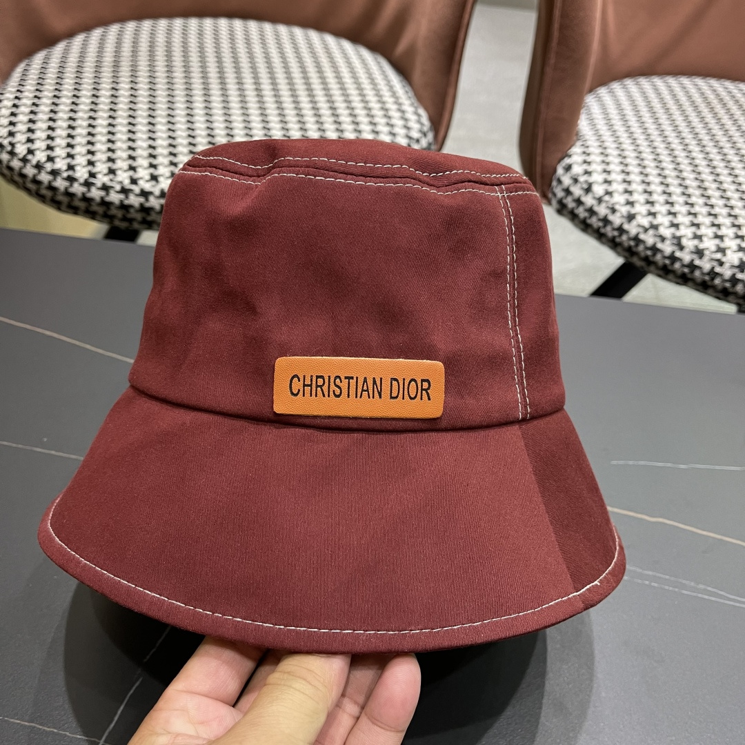 【DIOR迪奥】2025春夏新款简约渔夫帽，🔆百搭日常款～出街必备