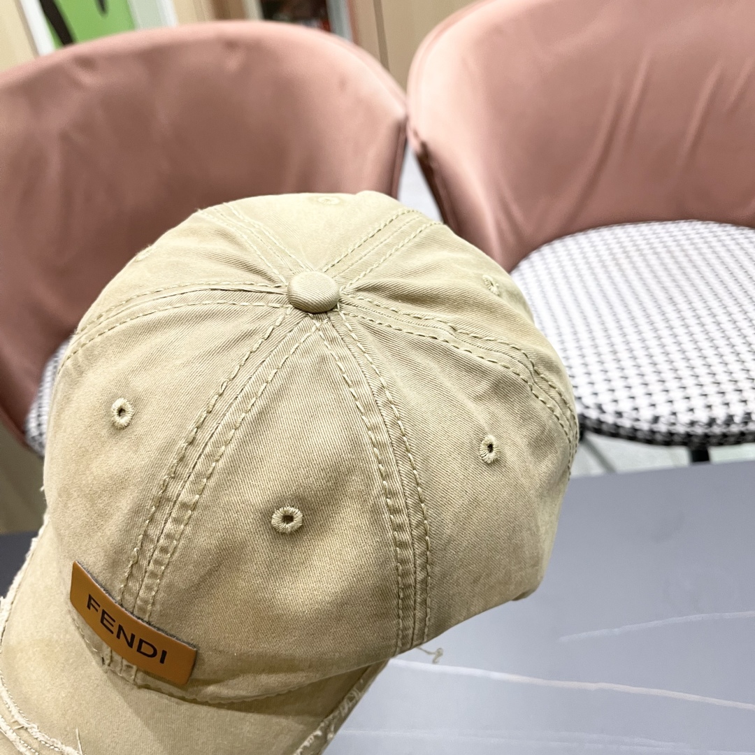  FENDI芬迪 棒球帽🧢 气质穿搭单品，质量杠杠👍