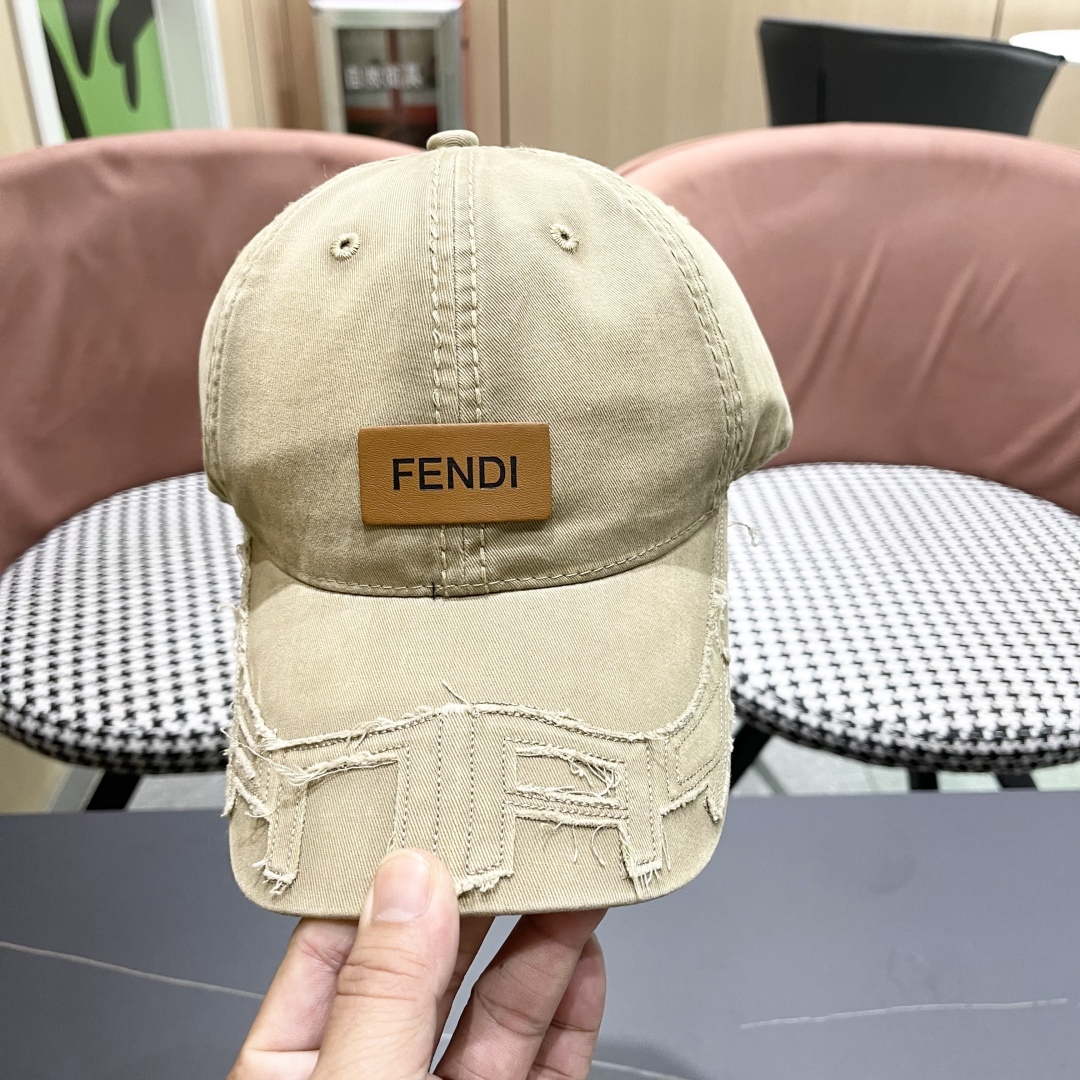  FENDI芬迪 棒球帽🧢 气质穿搭单品，质量杠杠👍