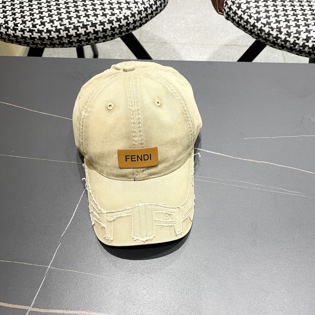  FENDI芬迪 棒球帽🧢 气质穿搭单品，质量杠杠👍