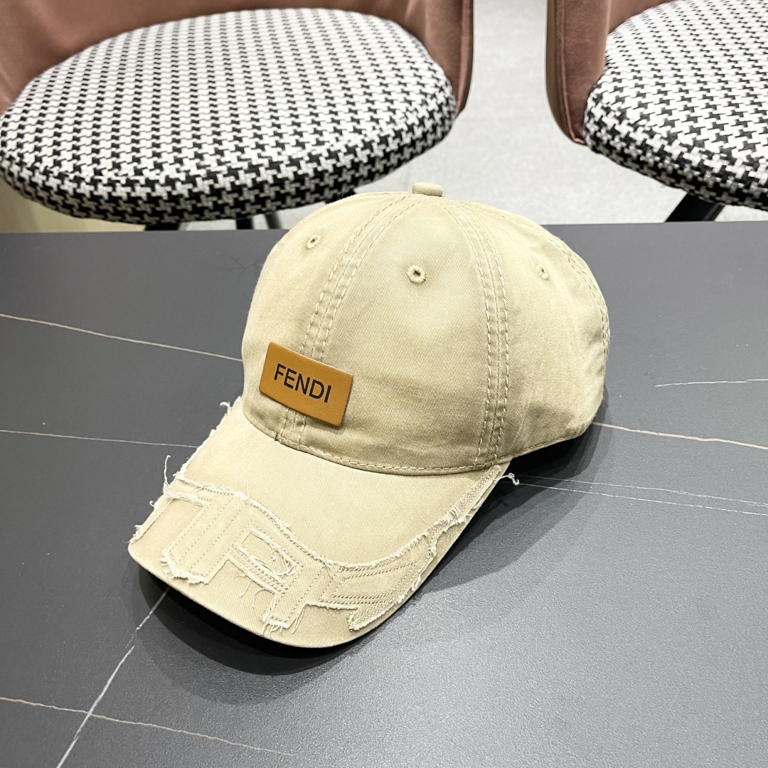  FENDI芬迪 棒球帽🧢 气质穿搭单品，质量杠杠👍