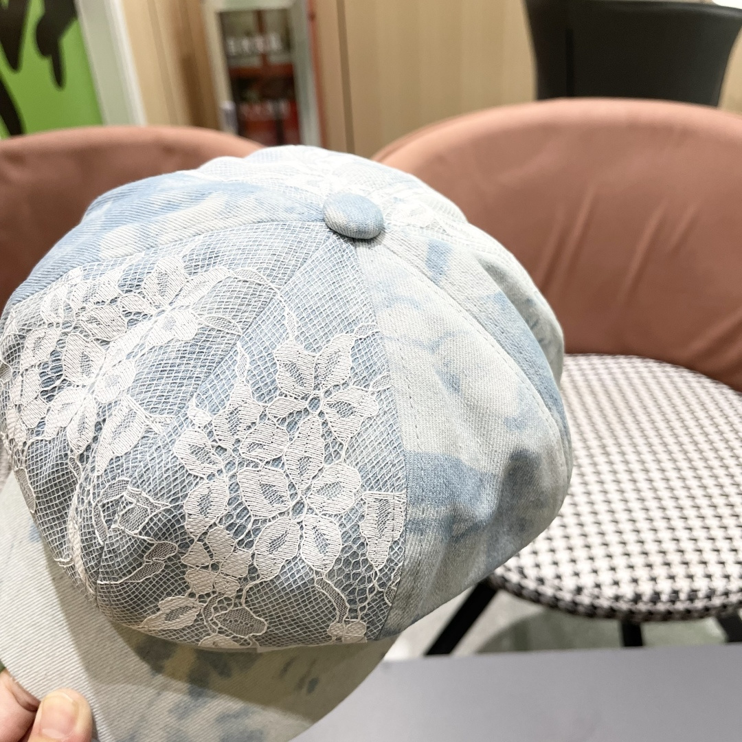  巴黎世家帽子女2025春季新品牛仔刺绣蕾丝渔夫帽时尚
显脸气质八角帽