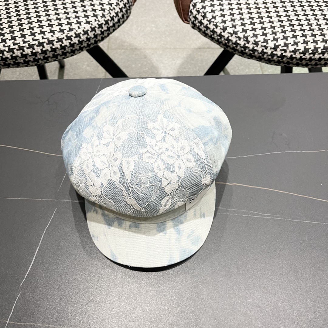  巴黎世家帽子女2025春季新品牛仔刺绣蕾丝渔夫帽时尚
显脸气质八角帽