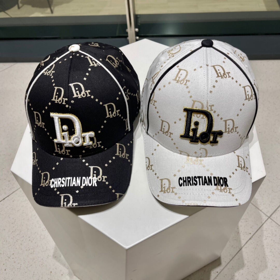 。Dior(迪奥)新款原单棒球帽， 精致純也格调很有感觉，很酷很时尚，专柜断货热门，质量超赞