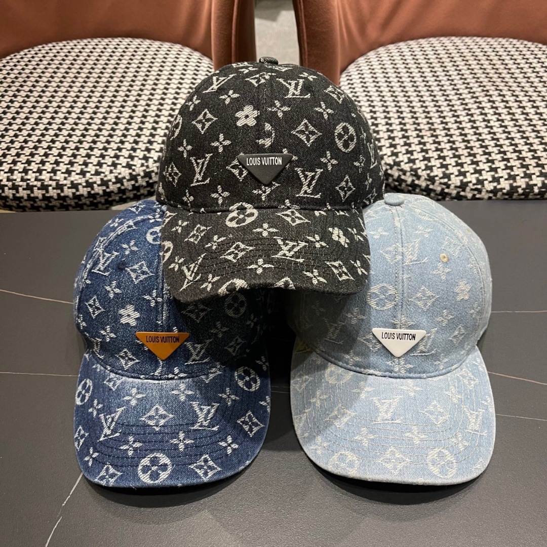  LV路易威登原单棒球帽  专柜热卖轻盈透气。完美版型，对格精准无误，原厂品质，独家实物拍摄，男女适用