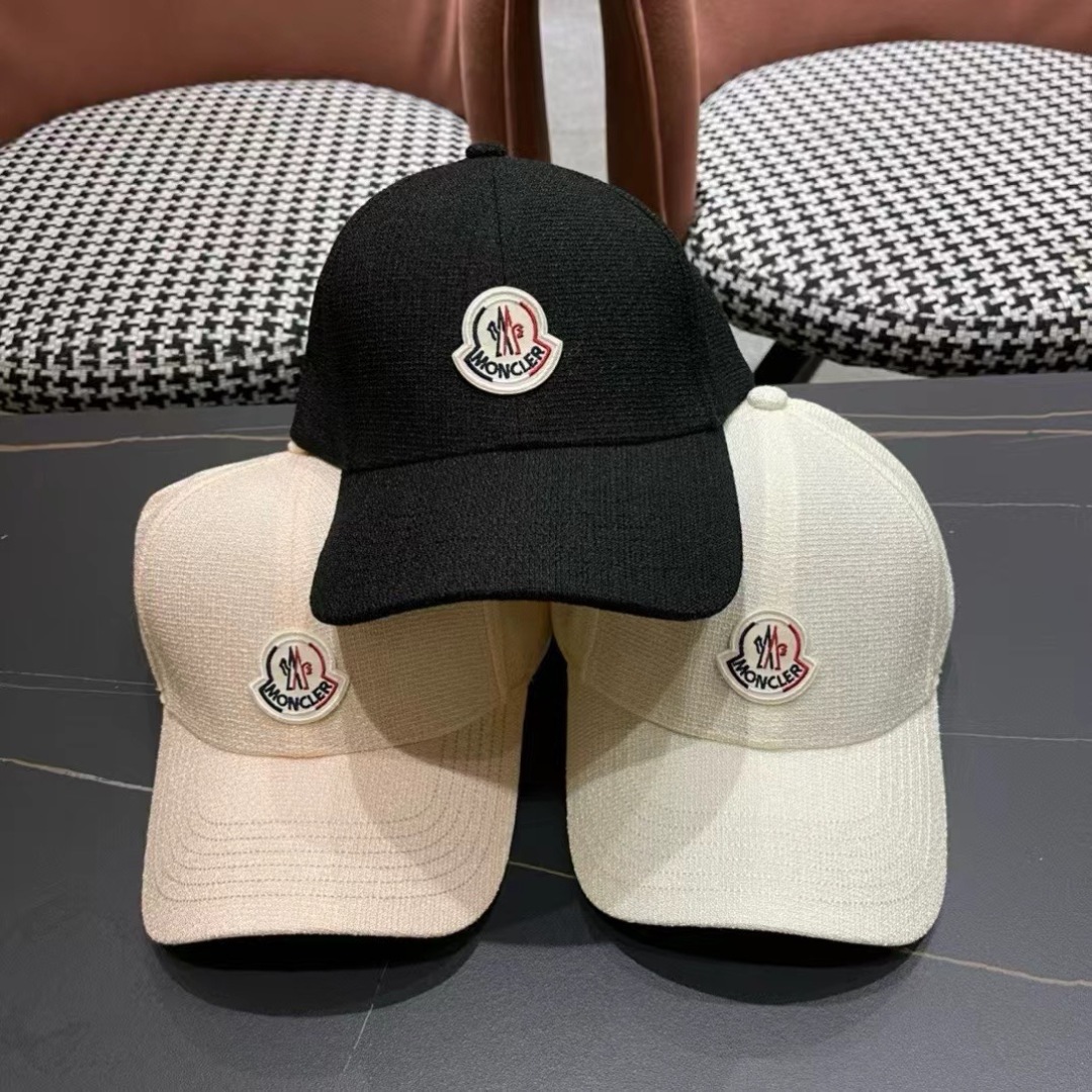 ，Moncler蒙口经典棒球帽，经典流行款轻盈透气！质量超赞，基础头围56，贴片可调节。