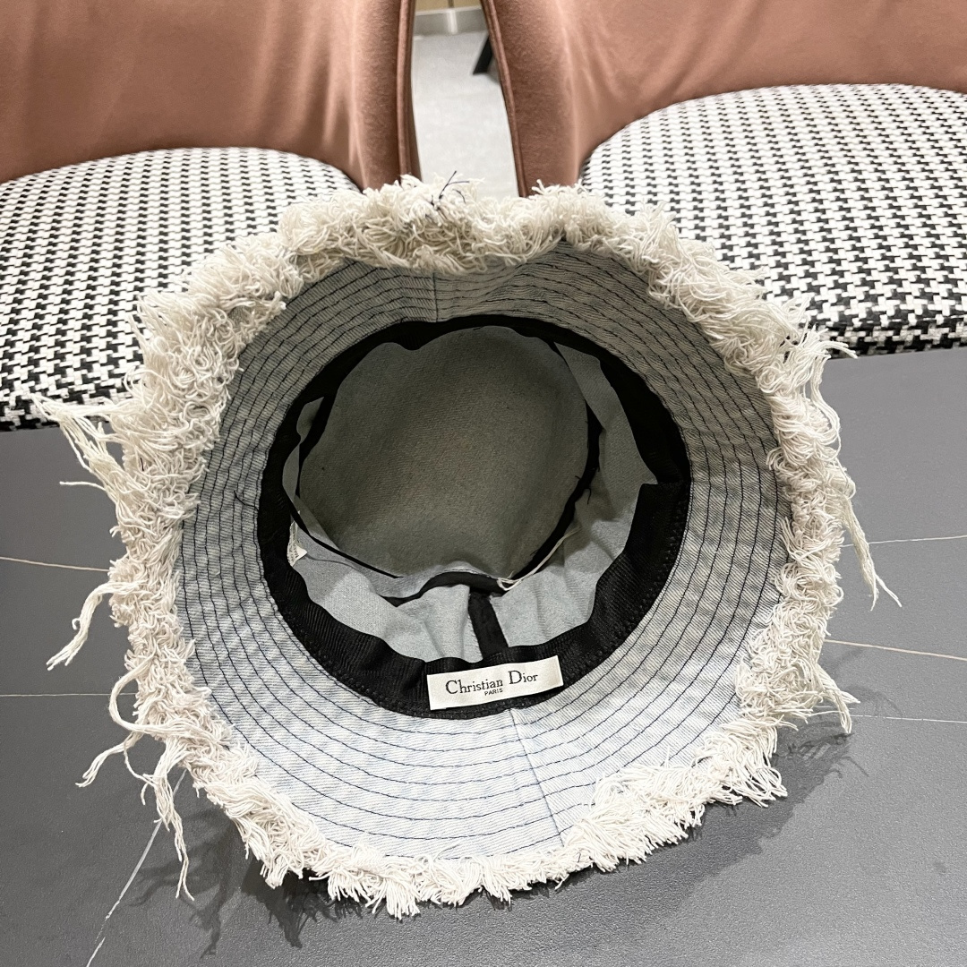  迪奥 日系牛仔渔夫帽大帽檐毛边做旧水洗帽子夏季防
晒T显脸小百搭女盆