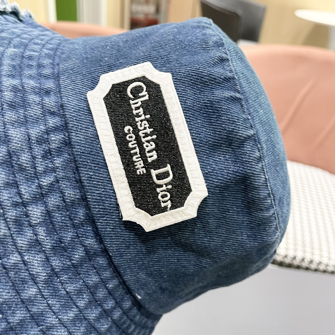  迪奥 日系牛仔渔夫帽大帽檐毛边做旧水洗帽子夏季防
晒T显脸小百搭女盆