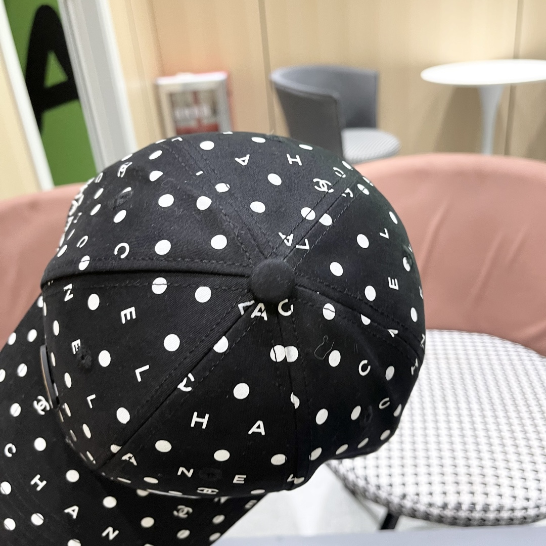  香奈儿 2025小香风棒球帽香家鸭舌帽遮阳防晒小香渔夫
帽日常百搭休闲潮