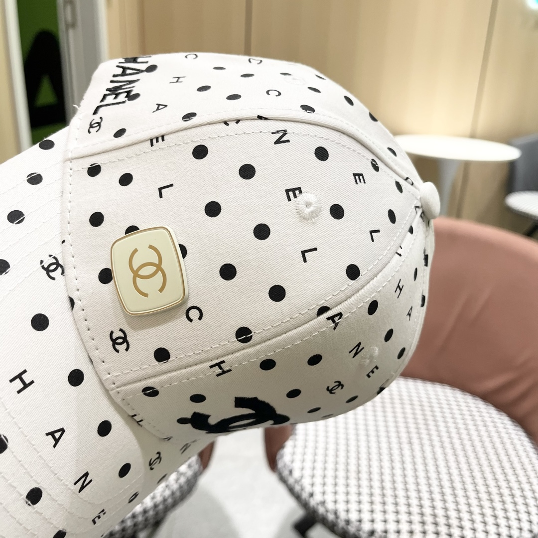  香奈儿 2025小香风棒球帽香家鸭舌帽遮阳防晒小香渔夫
帽日常百搭休闲潮