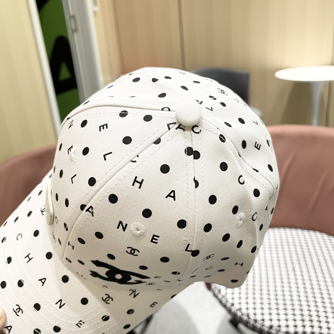  香奈儿 2025小香风棒球帽香家鸭舌帽遮阳防晒小香渔夫
帽日常百搭休闲潮