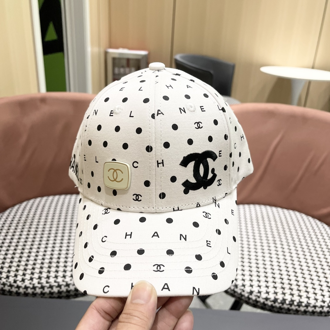 香奈儿 2025小香风棒球帽香家鸭舌帽遮阳防晒小香渔夫
帽日常百搭休闲潮