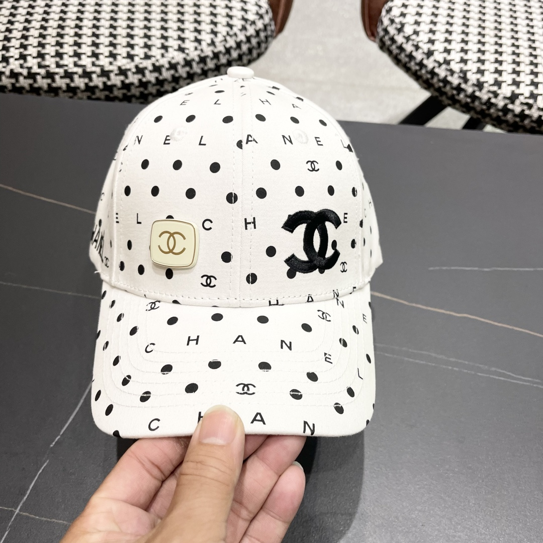  香奈儿 2025小香风棒球帽香家鸭舌帽遮阳防晒小香渔夫
帽日常百搭休闲潮