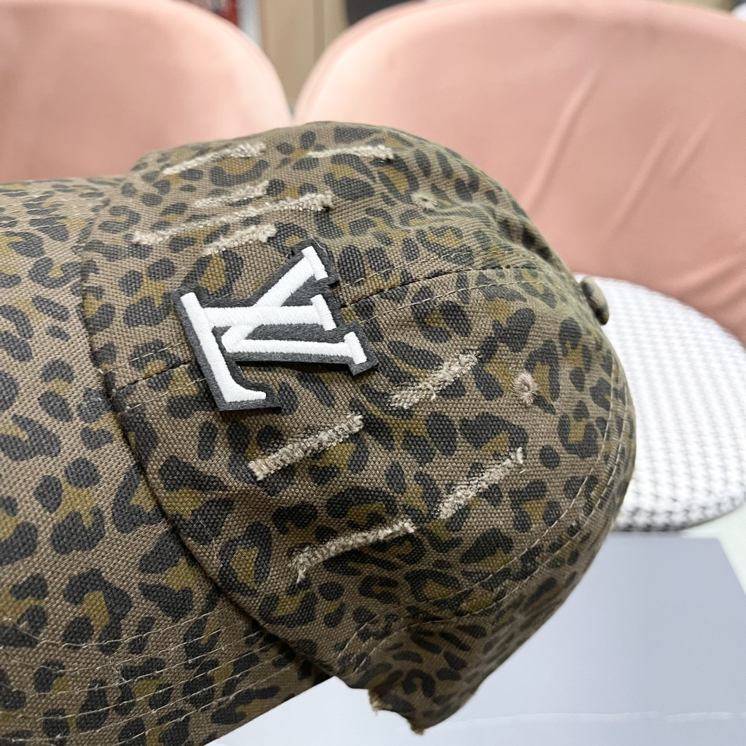  Lv路易威登 美式复古水洗豹纹棒球帽女加深潮牌
千禧辣妹街拍大头围鸭舌帽