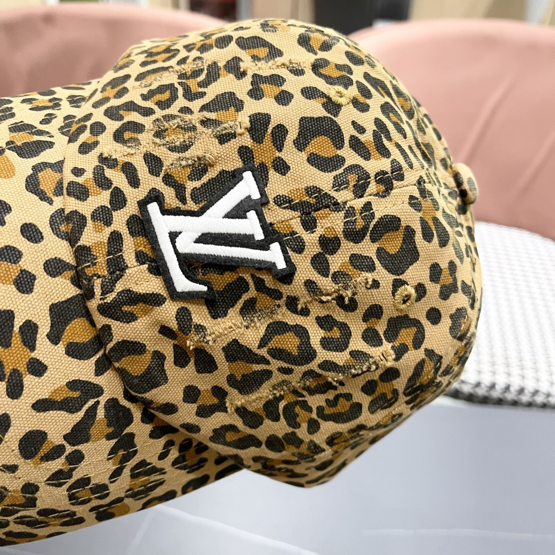  Lv路易威登 美式复古水洗豹纹棒球帽女加深潮牌
千禧辣妹街拍大头围鸭舌帽