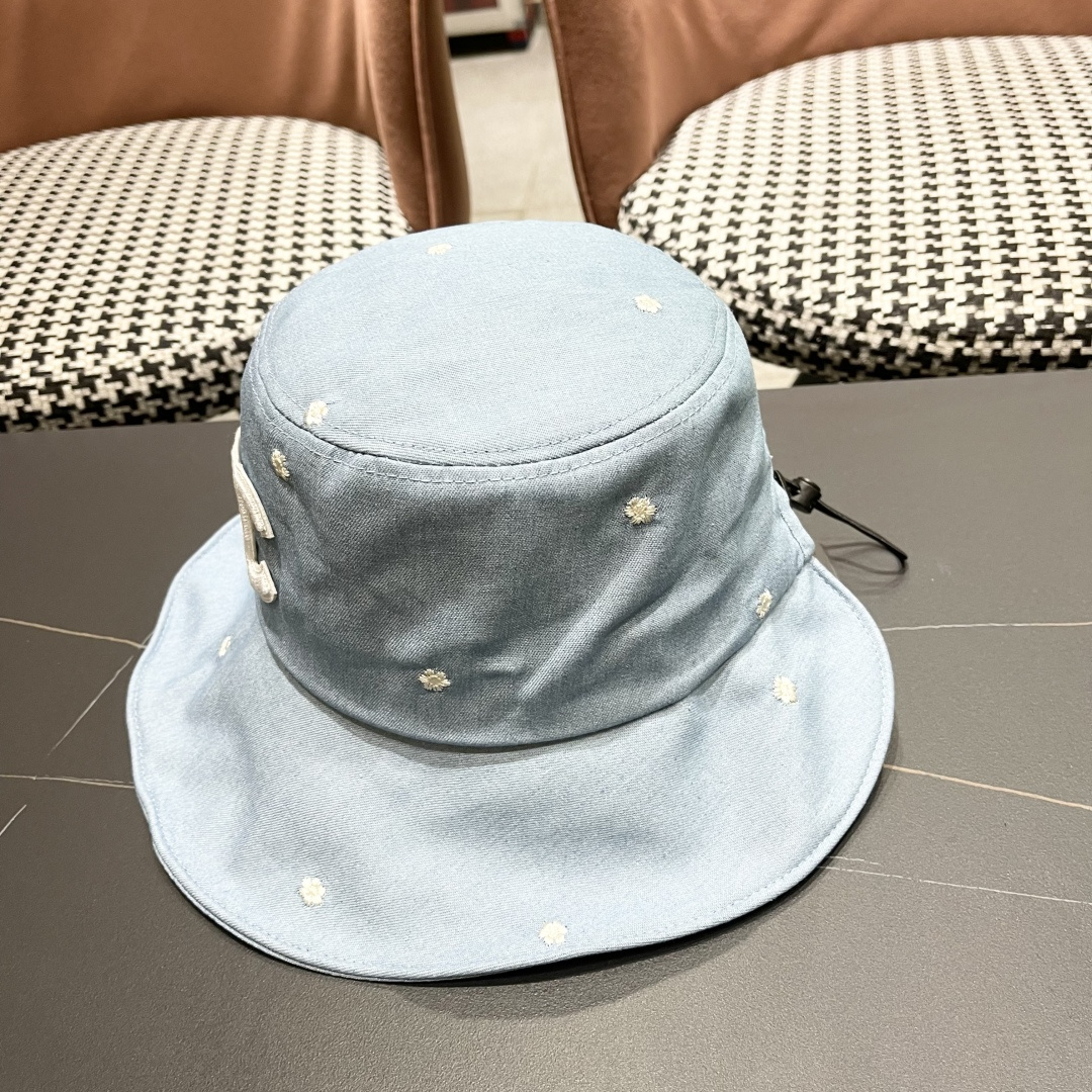 香奈儿 2025韩国东大门代购 ins 复古牛仔花朵渔夫帽盆
帽遮阳帽显脸小百搭
