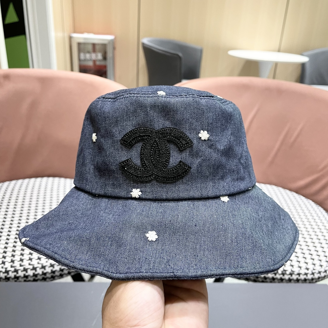  香奈儿 2025韩国东大门代购 ins 复古牛仔花朵渔夫帽盆
帽遮阳帽显脸小百搭