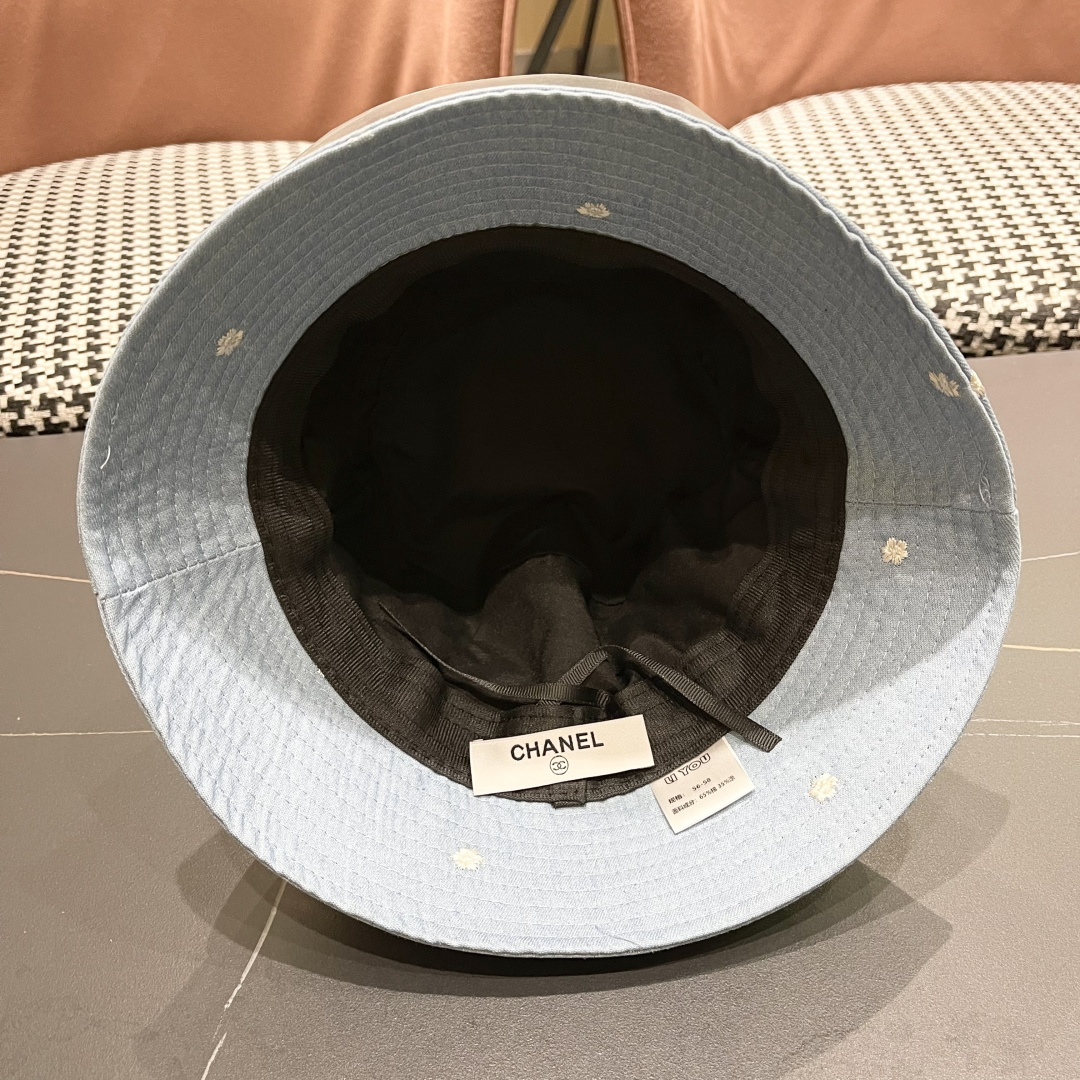  CHANEL香奈儿】新款logo梅花渔夫帽🧢新款出货，大牌款超好搭配，赶紧入手
