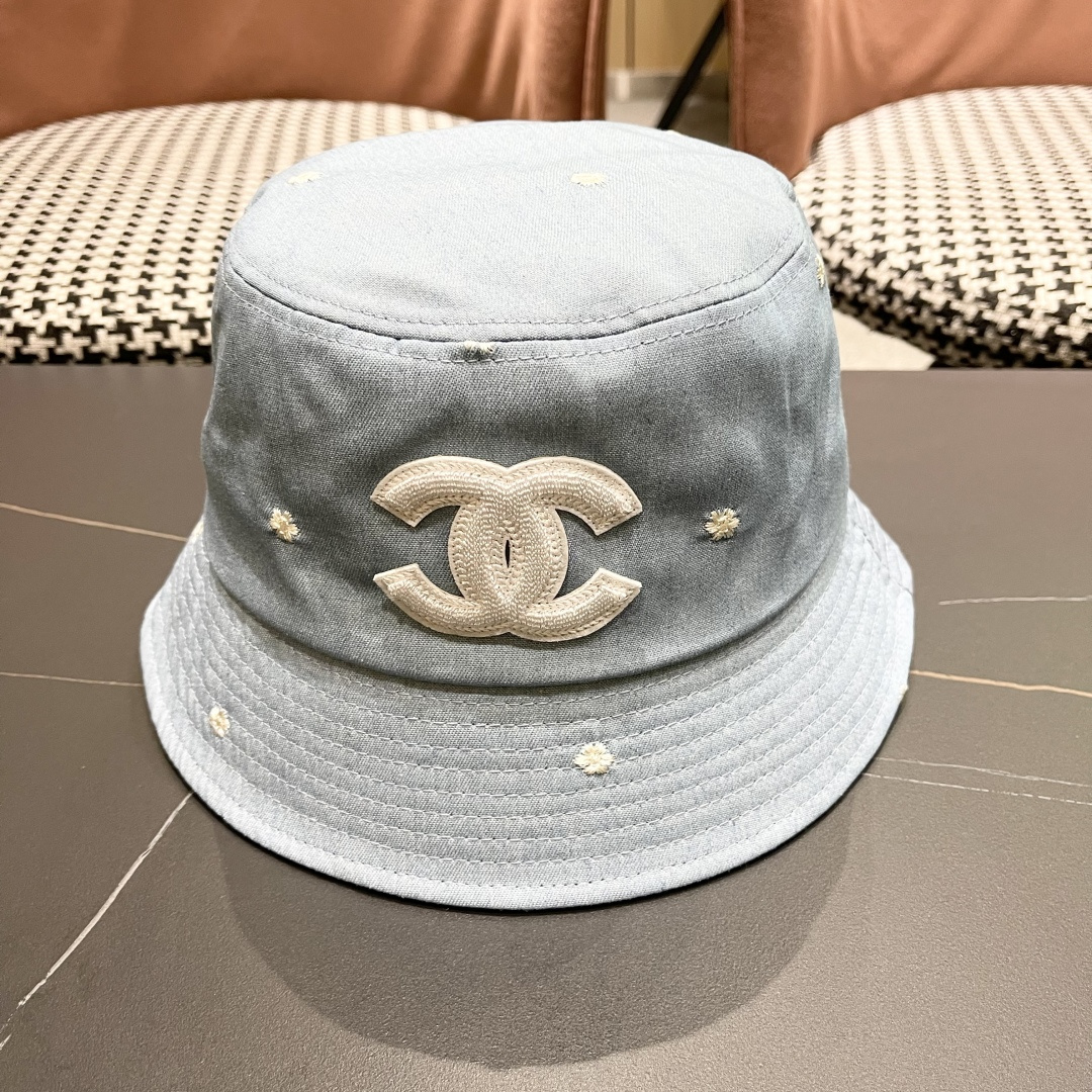  CHANEL香奈儿】新款logo梅花渔夫帽🧢新款出货，大牌款超好搭配，赶紧入手
