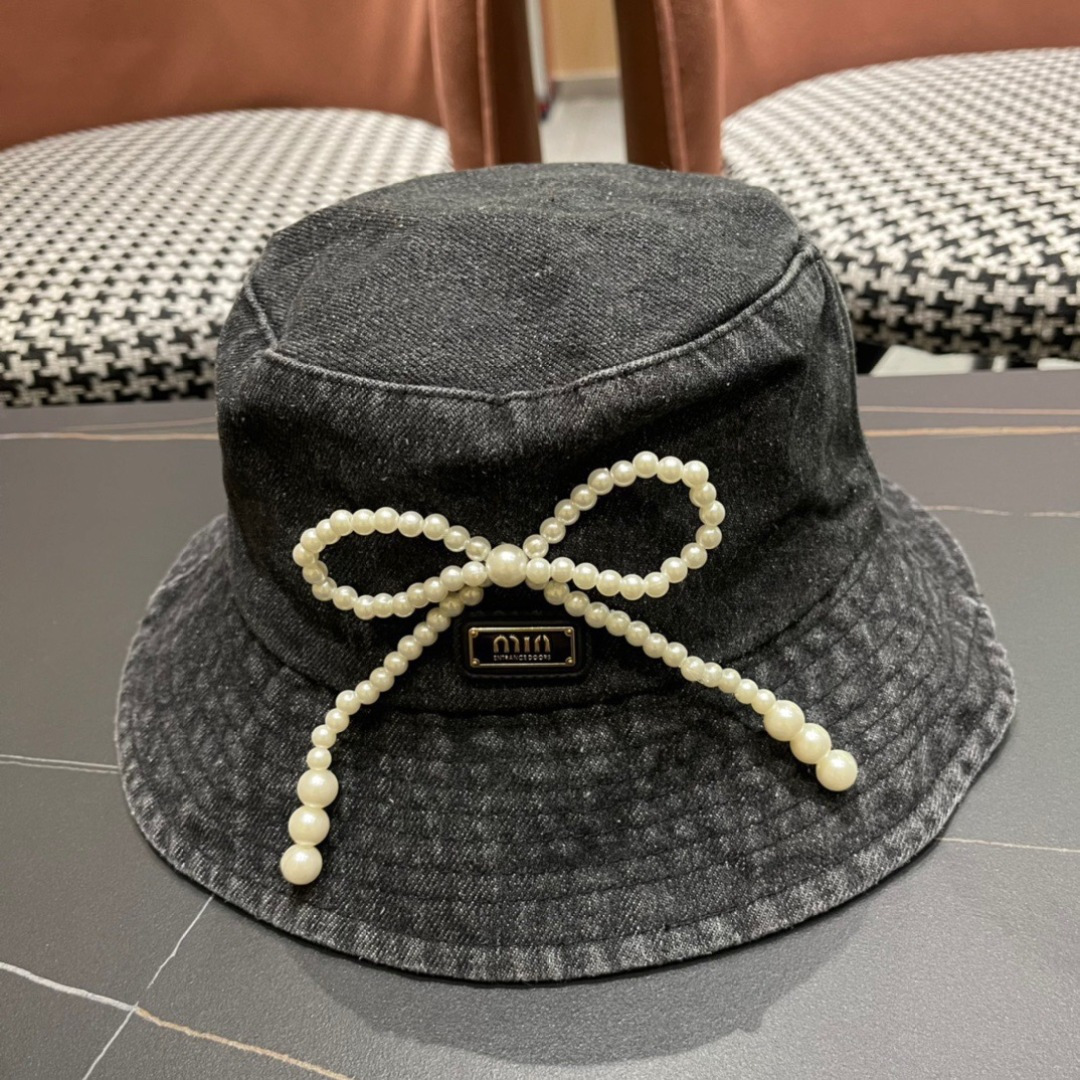  谬谬 新款牛仔渔夫帽大牌高级十感足！简约尚时风，高质品，尊享品质感！