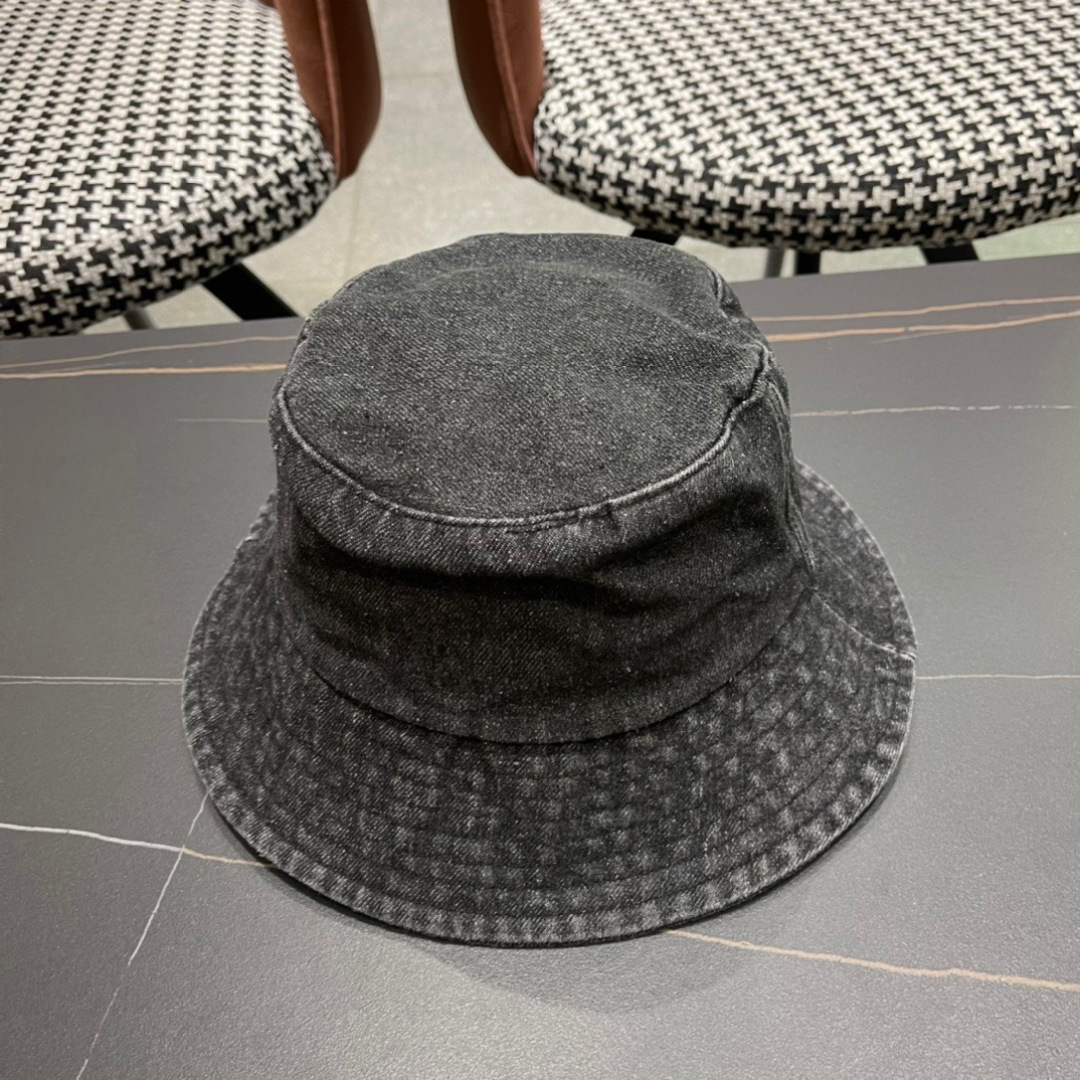  谬谬 新款牛仔渔夫帽大牌高级十感足！简约尚时风，高质品，尊享品质感！