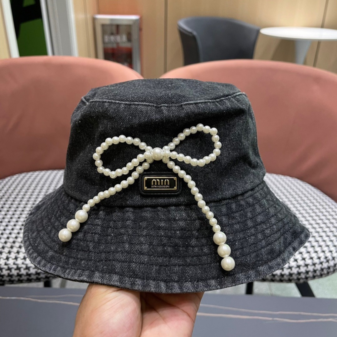  谬谬 新款牛仔渔夫帽大牌高级十感足！简约尚时风，高质品，尊享品质感！