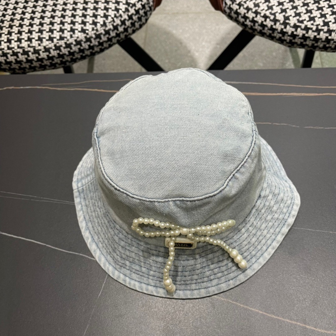  谬谬 新款牛仔渔夫帽大牌高级十感足！简约尚时风，高质品，尊享品质感！