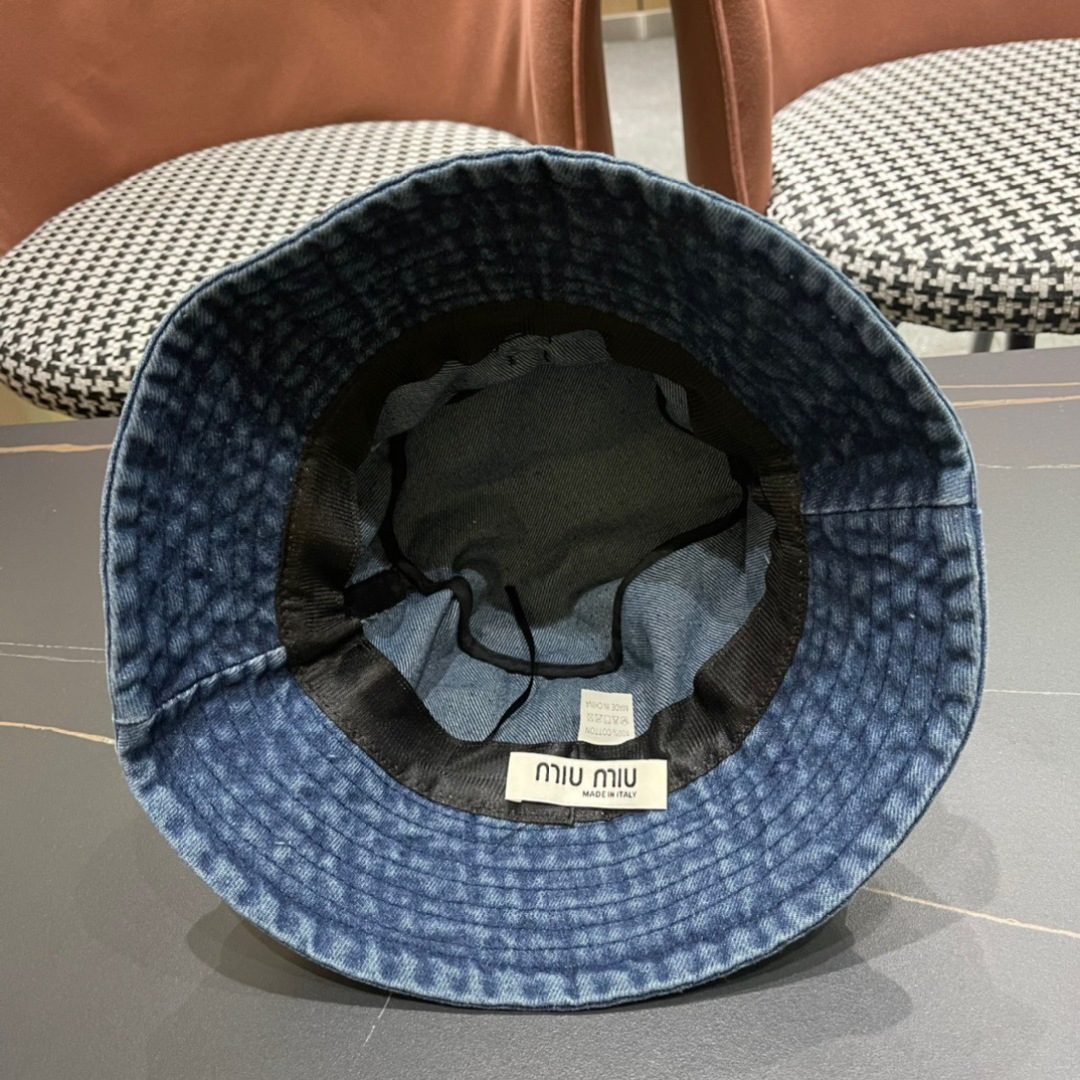  谬谬 新款牛仔渔夫帽大牌高级十感足！简约尚时风，高质品，尊享品质感！