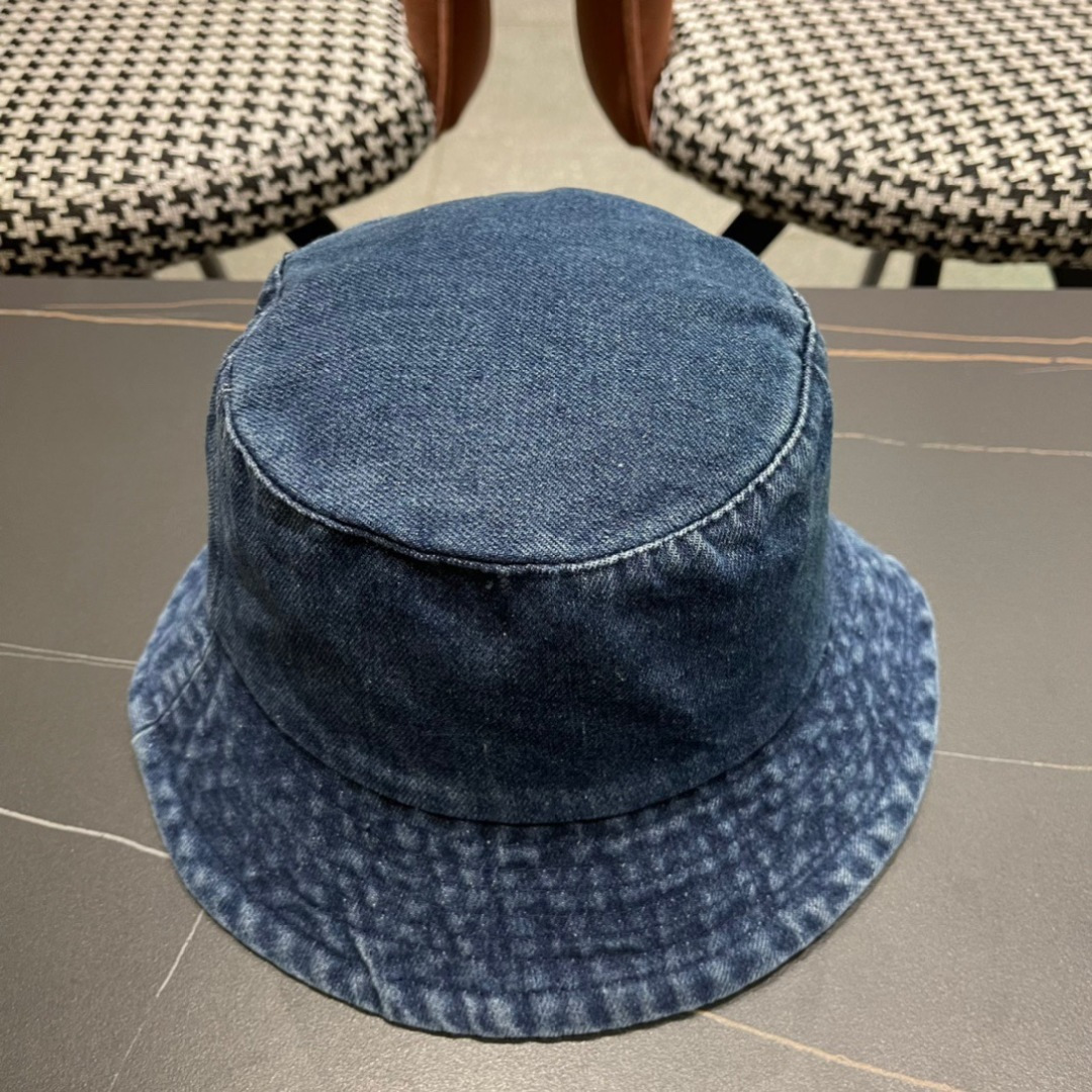  谬谬 新款牛仔渔夫帽大牌高级十感足！简约尚时风，高质品，尊享品质感！
