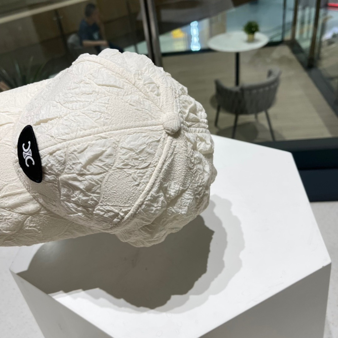 【Celine赛琳】新款简约款棒球帽，新款出货，大牌款超好搭配，赶紧入手！