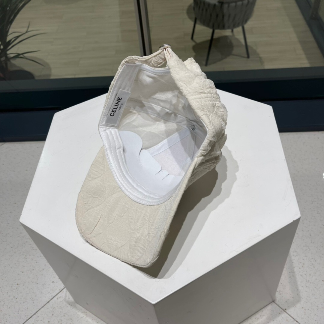 【Celine赛琳】新款简约款棒球帽，新款出货，大牌款超好搭配，赶紧入手！