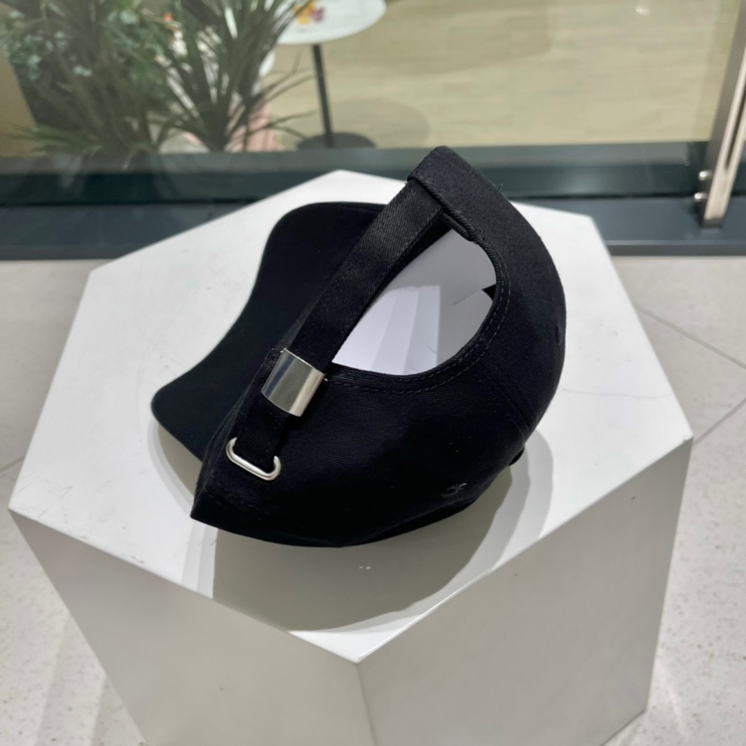 🧢CHANEL香奈儿🧢  新款典经款棒球帽，细节做都工很精致，经男典女都🉑经回典货