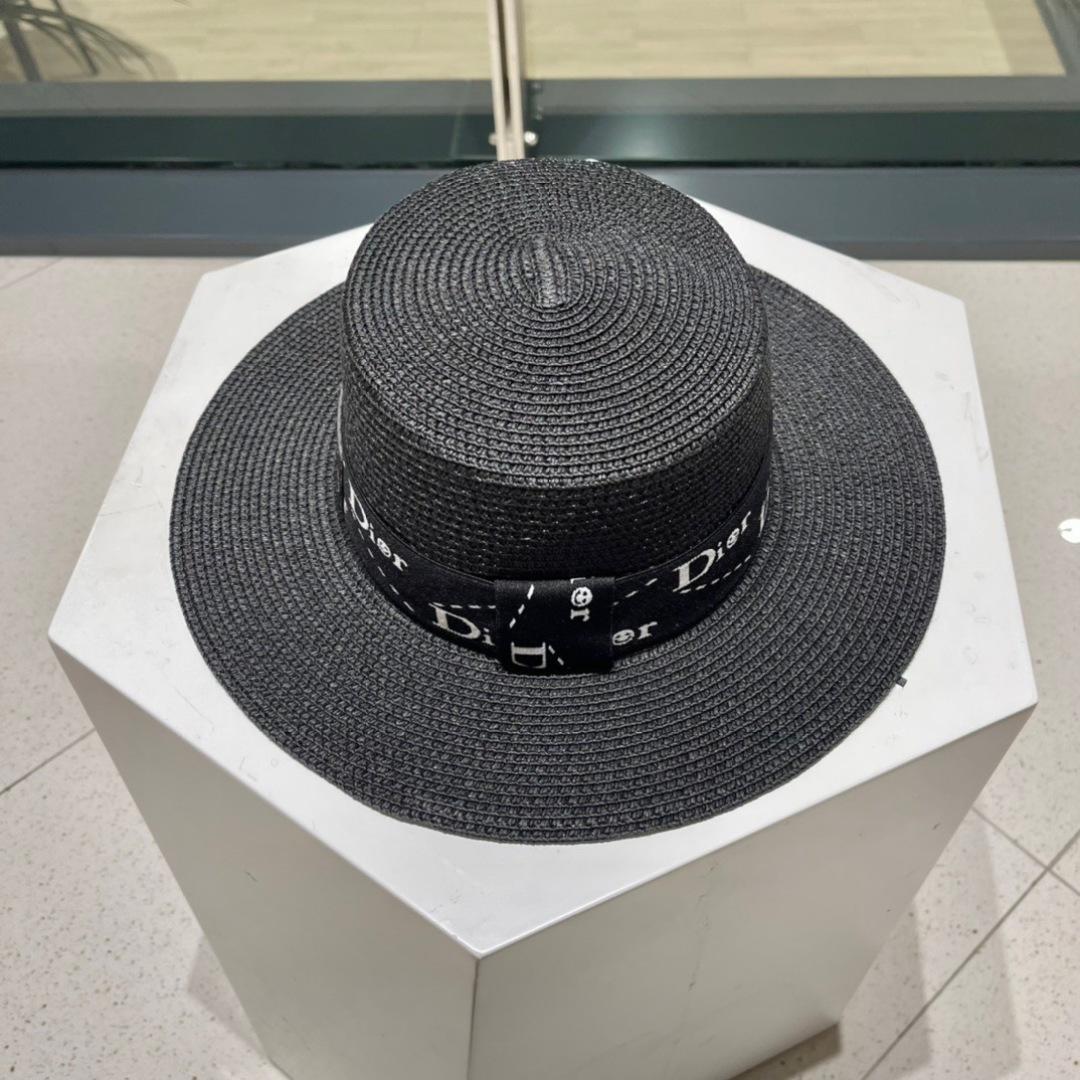 【DIOR迪奥】新款草编遮阳草帽盆帽🤩沙滩风，简约大方，百搭单品～出街首选，新款帽型超美腻，新品上架
