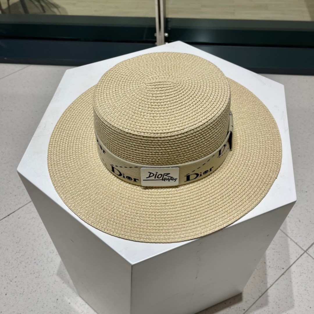 【DIOR迪奥】新款草编遮阳草帽盆帽🤩沙滩风，简约大方，百搭单品～出街首选，新款帽型超美腻，新品上架