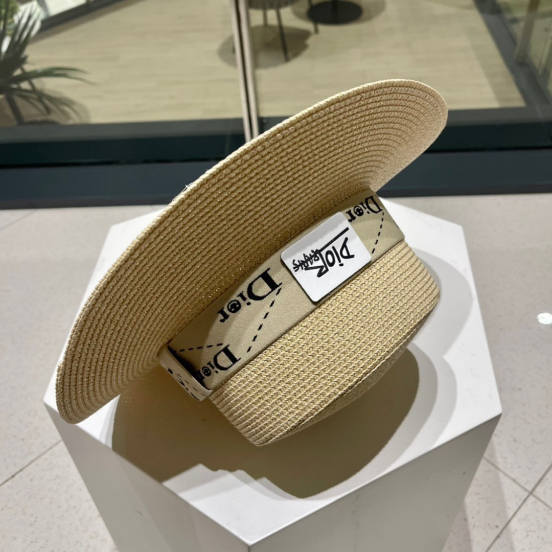 【DIOR迪奥】新款草编遮阳草帽盆帽🤩沙滩风，简约大方，百搭单品～出街首选，新款帽型超美腻，新品上架