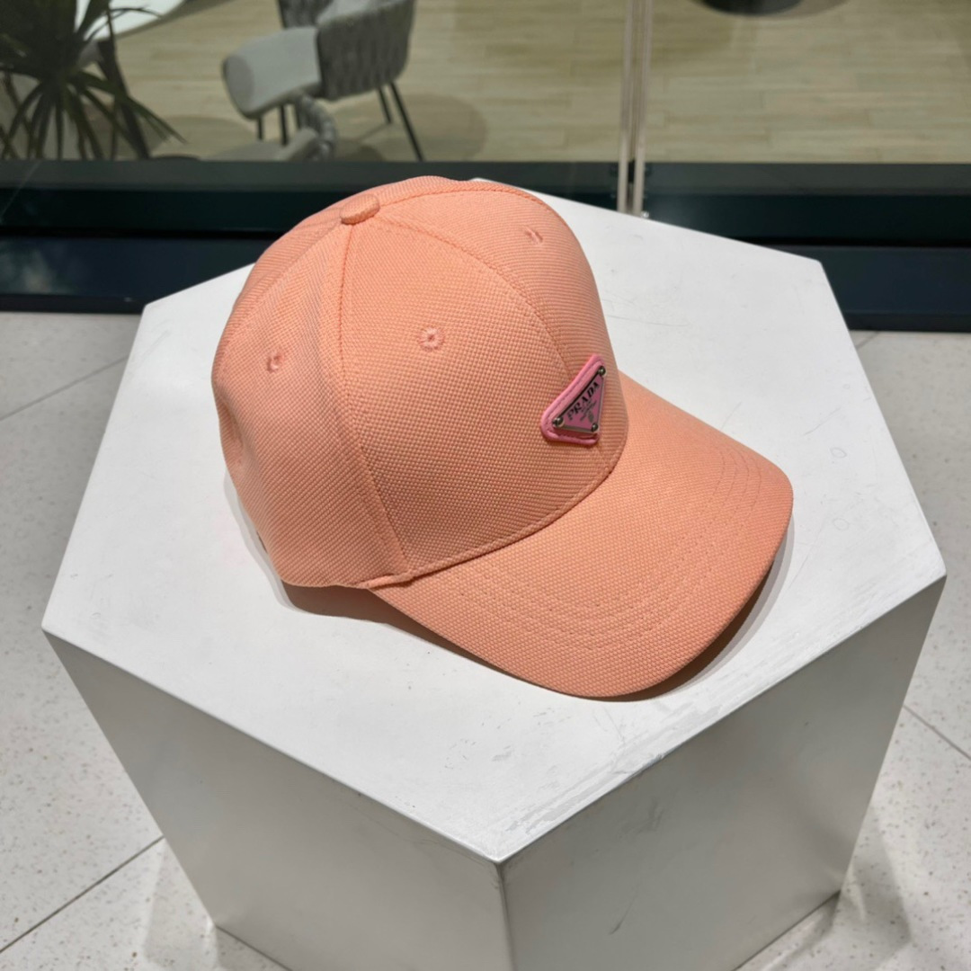 【普拉达】春夏新款大牌棒球帽，新款出货，大牌款超好搭配，赶紧入手！