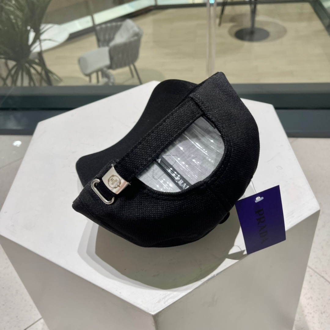 【普拉达】春夏新款大牌棒球帽，新款出货，大牌款超好搭配，赶紧入手！