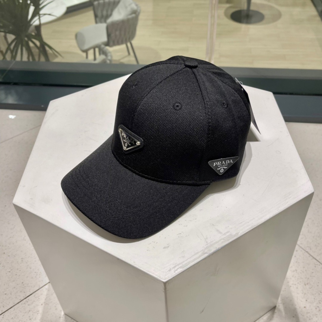 【普拉达】春夏新款大牌棒球帽，新款出货，大牌款超好搭配，赶紧入手！