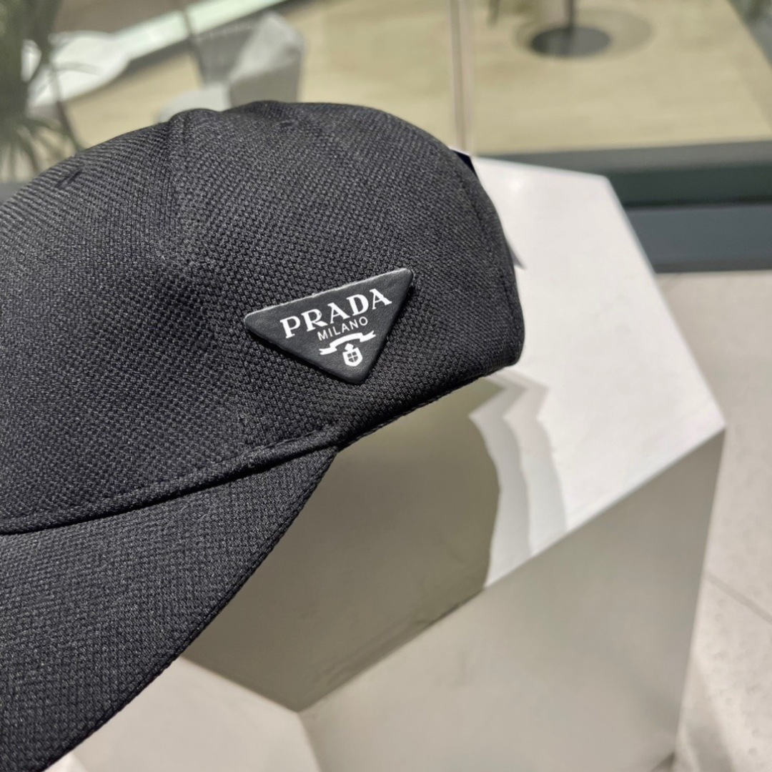 【普拉达】春夏新款大牌棒球帽，新款出货，大牌款超好搭配，赶紧入手！