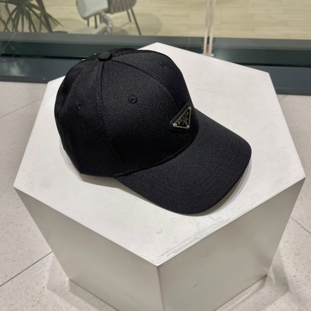 【普拉达】春夏新款大牌棒球帽，新款出货，大牌款超好搭配，赶紧入手！