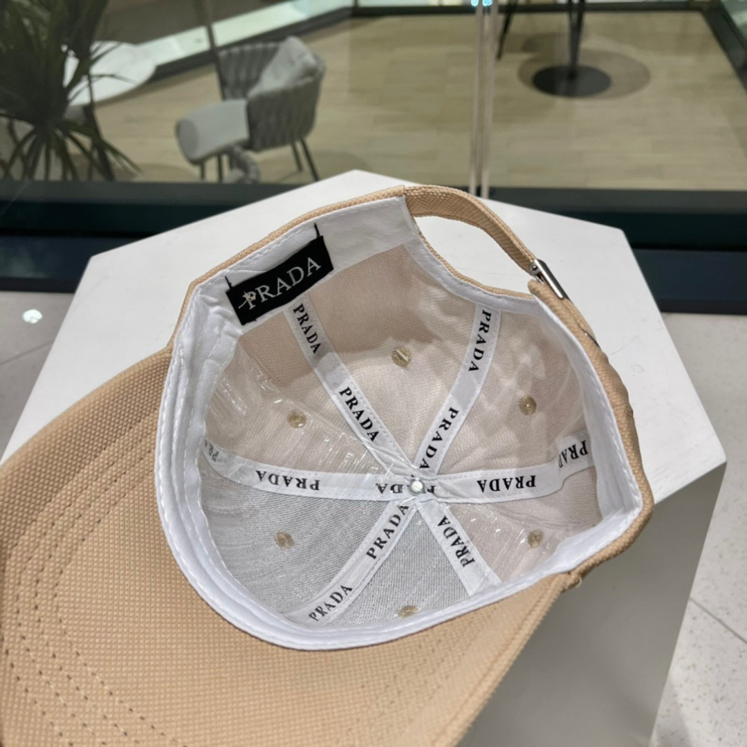 【普拉达】春夏新款大牌棒球帽，新款出货，大牌款超好搭配，赶紧入手！