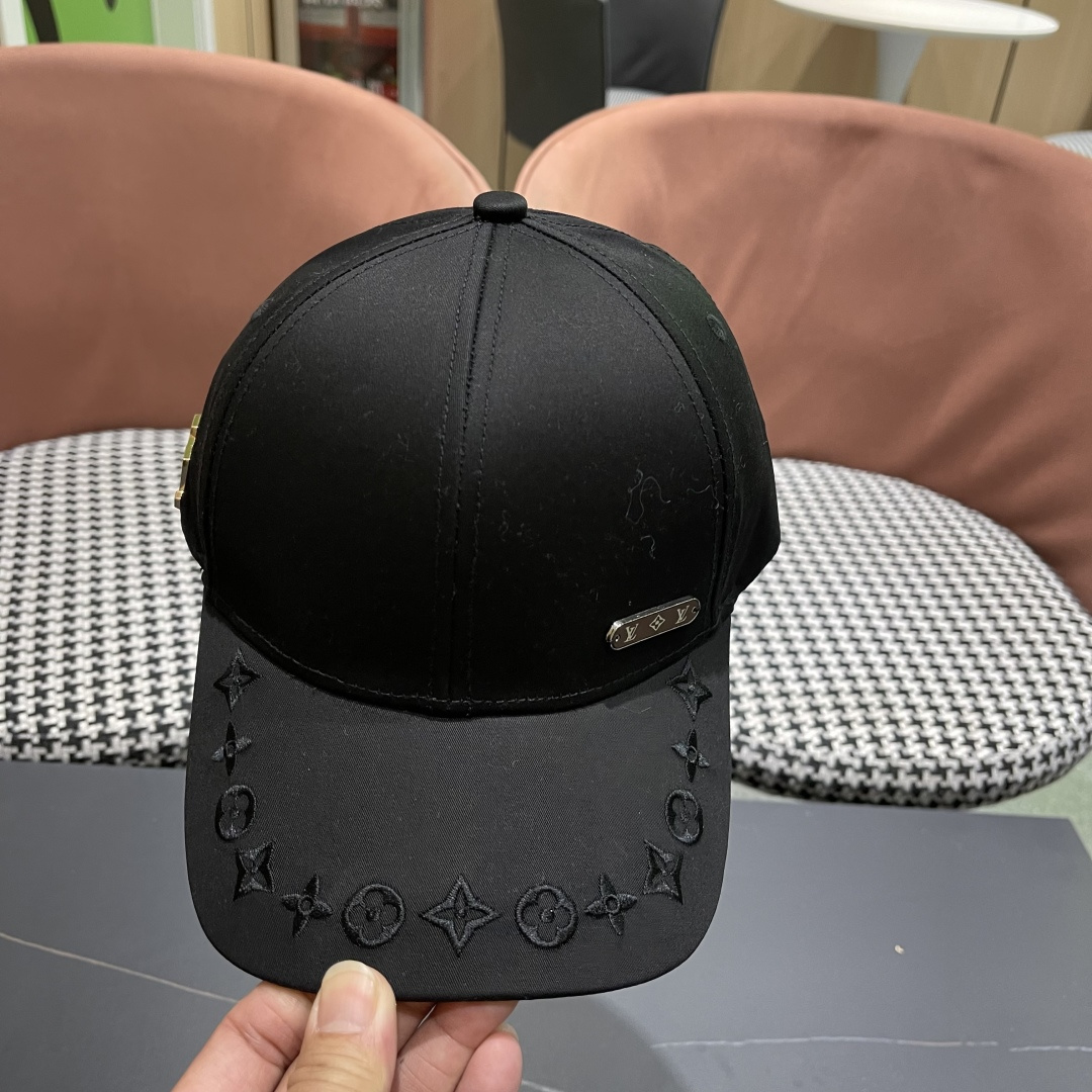  LV(路易威登)新款原单棒球帽，专柜11开模订制，原厂订制面料纯轻盈透气！质量超赞，基础头围56，贴片
