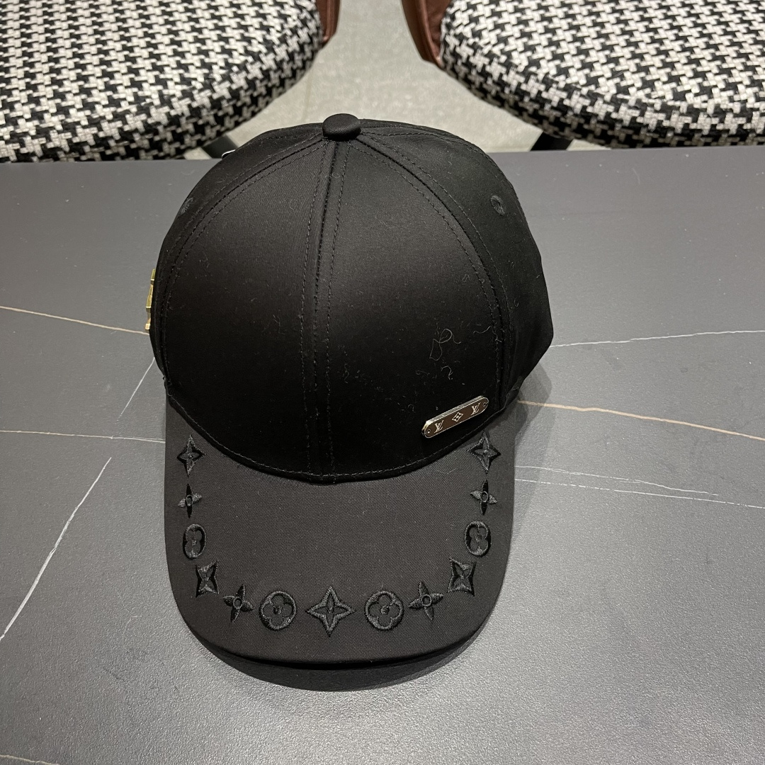NO:580632,LV (Louis Vuitton) new original baseball cap, 1:1 mold opening and customization at the counter, the original custom-made fabric is pure, light and breathable!  The quality is great, the basic head circumference is 56, the patch is adjustable. Hats, fisherman hats, baseball caps, knitted hats, hats, louis vuitton, louis vuitton, espadrilles, hats19860909LV(路易威登)新款原单棒球帽,专柜1:1开模订制,原厂订制面料纯轻盈透气！质量超赞,基础头围56,贴片可调节.帽子渔夫帽棒球帽针织帽,帽子,louis vuitton,louis vuitton,espadrilles,hats,hat