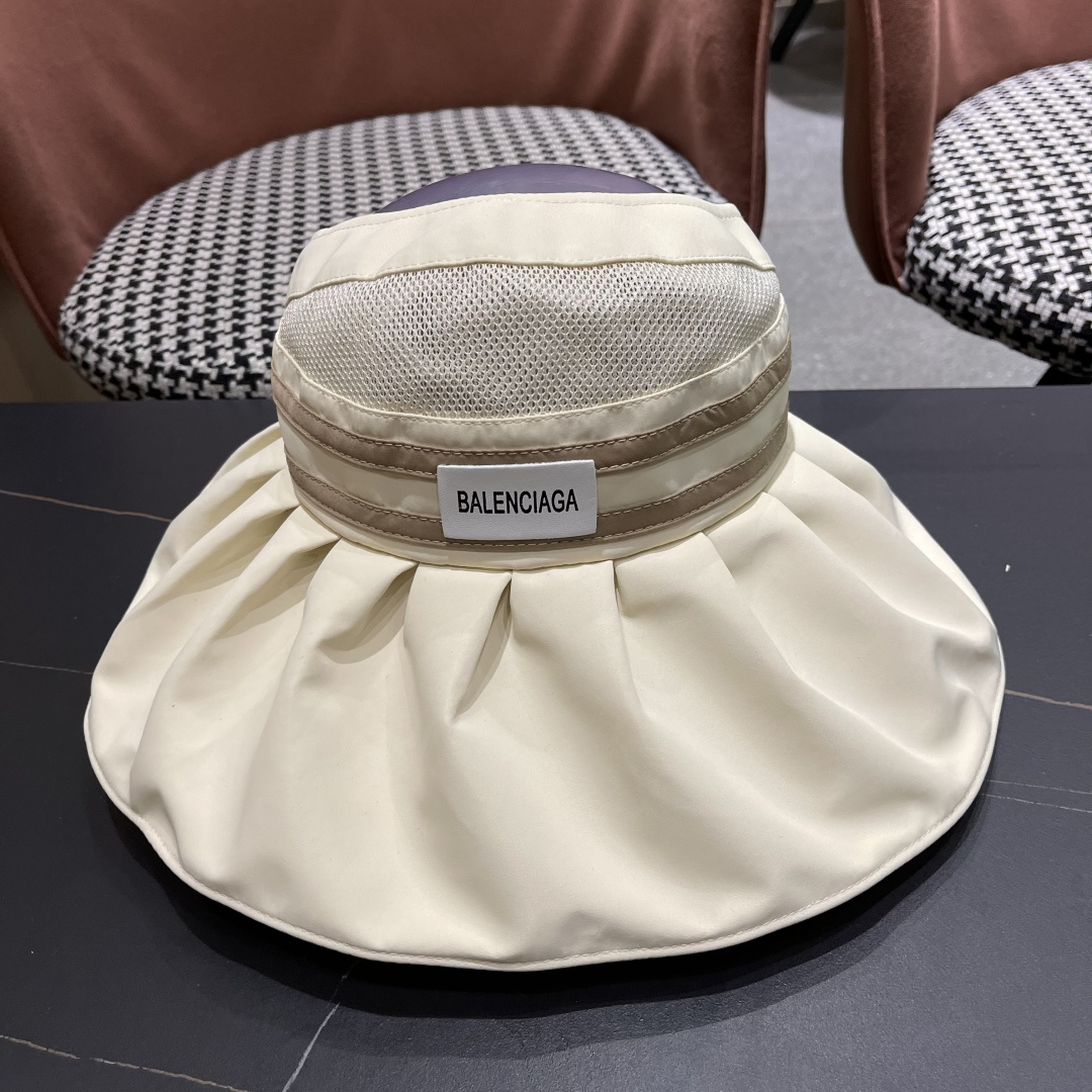  balenciaga 巴黎世家 夏季防晒帽大帽檐防紫外线可扎马尾
空顶遮阳帽出游海边太阳帽子女