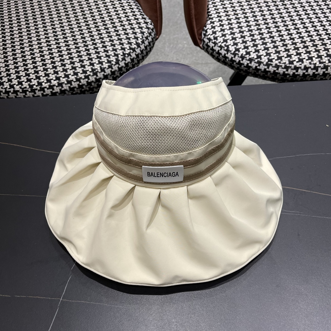  balenciaga 巴黎世家 夏季防晒帽大帽檐防紫外线可扎马尾
空顶遮阳帽出游海边太阳帽子女