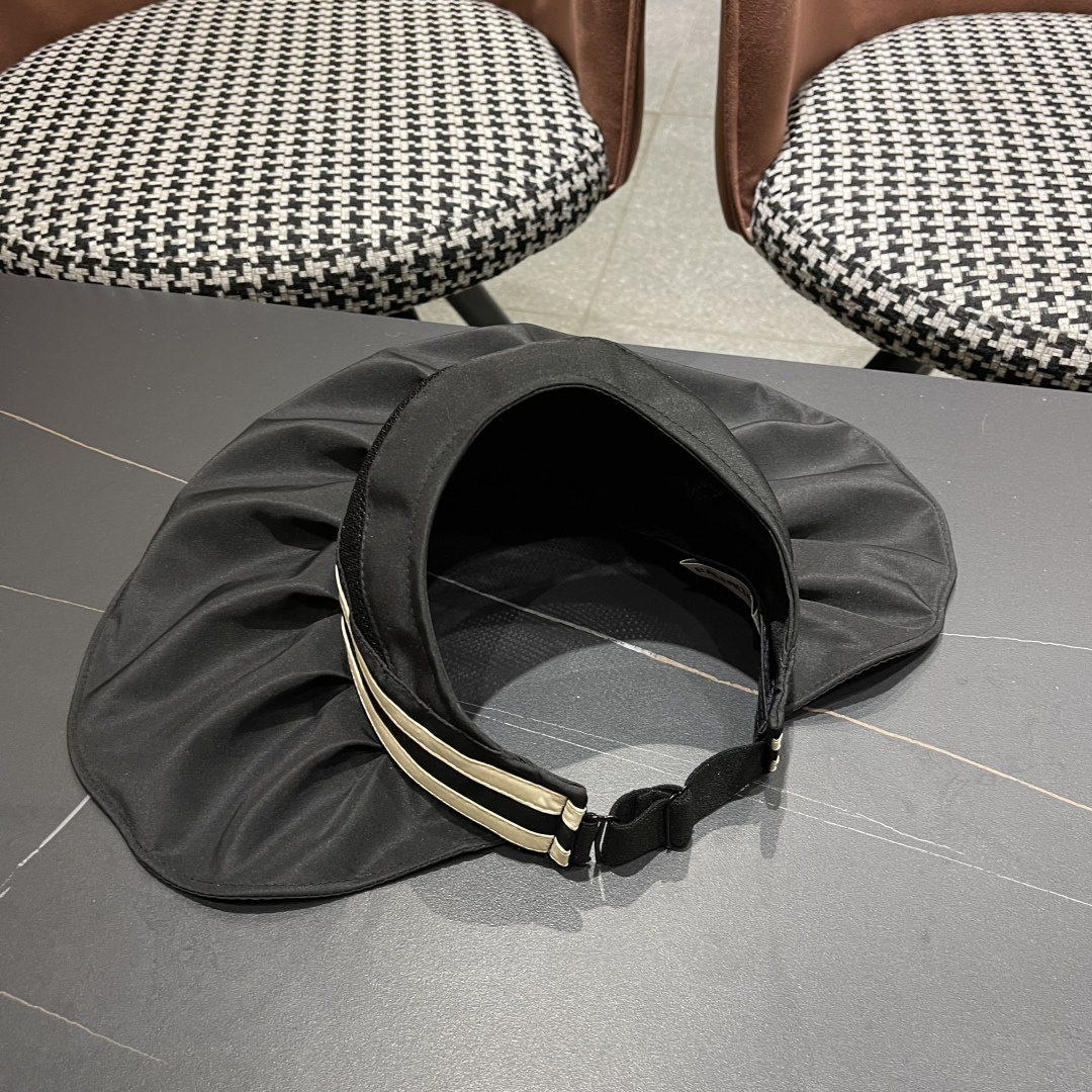  balenciaga 巴黎世家 夏季防晒帽大帽檐防紫外线可扎马尾
空顶遮阳帽出游海边太阳帽子女