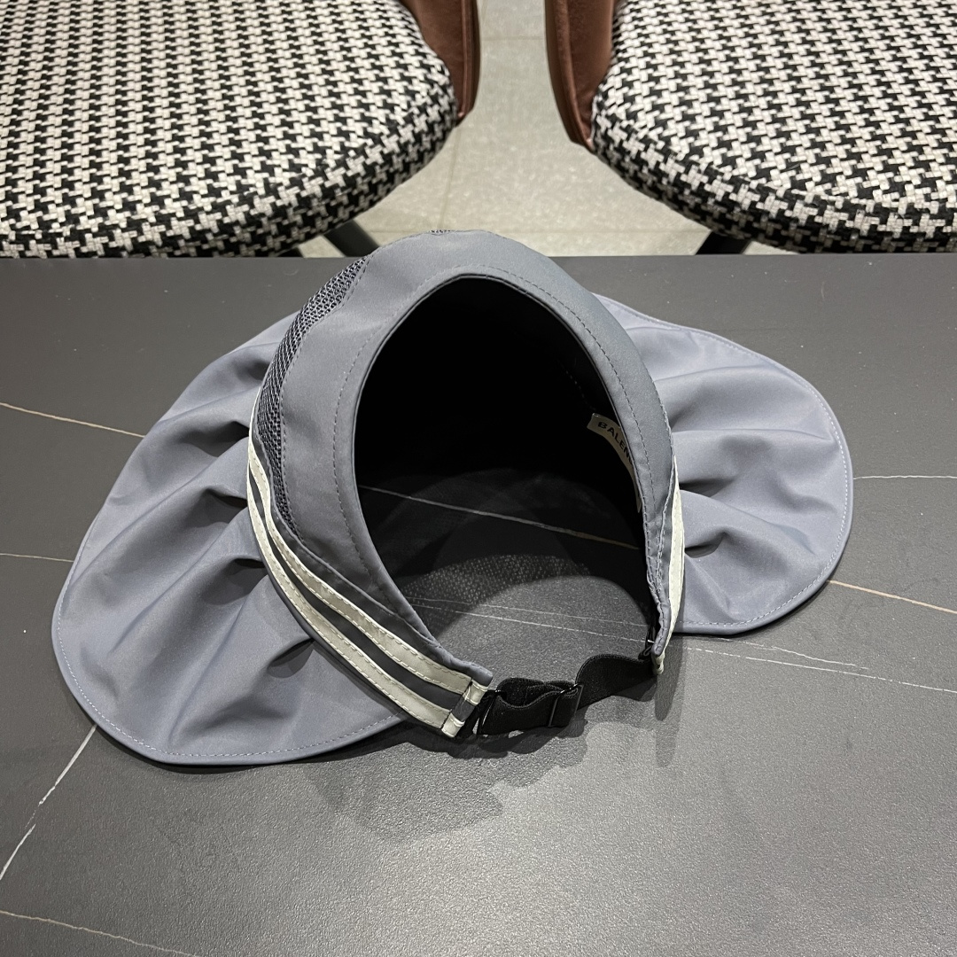  balenciaga 巴黎世家 夏季防晒帽大帽檐防紫外线可扎马尾
空顶遮阳帽出游海边太阳帽子女