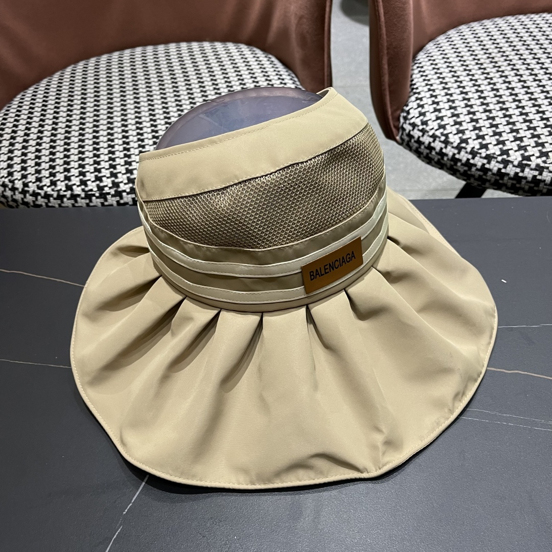  balenciaga 巴黎世家 夏季防晒帽大帽檐防紫外线可扎马尾
空顶遮阳帽出游海边太阳帽子女